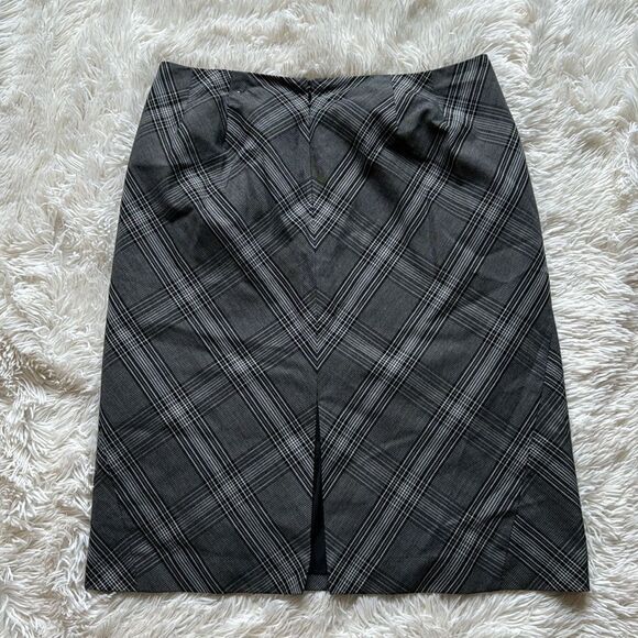 Fashion Bug Gray Plaid A-line Skirt Size 12 - Picture 4 of 6